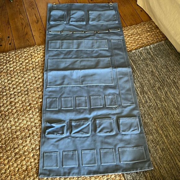 Blue canvas hanging organizer - Picture 2 of 7